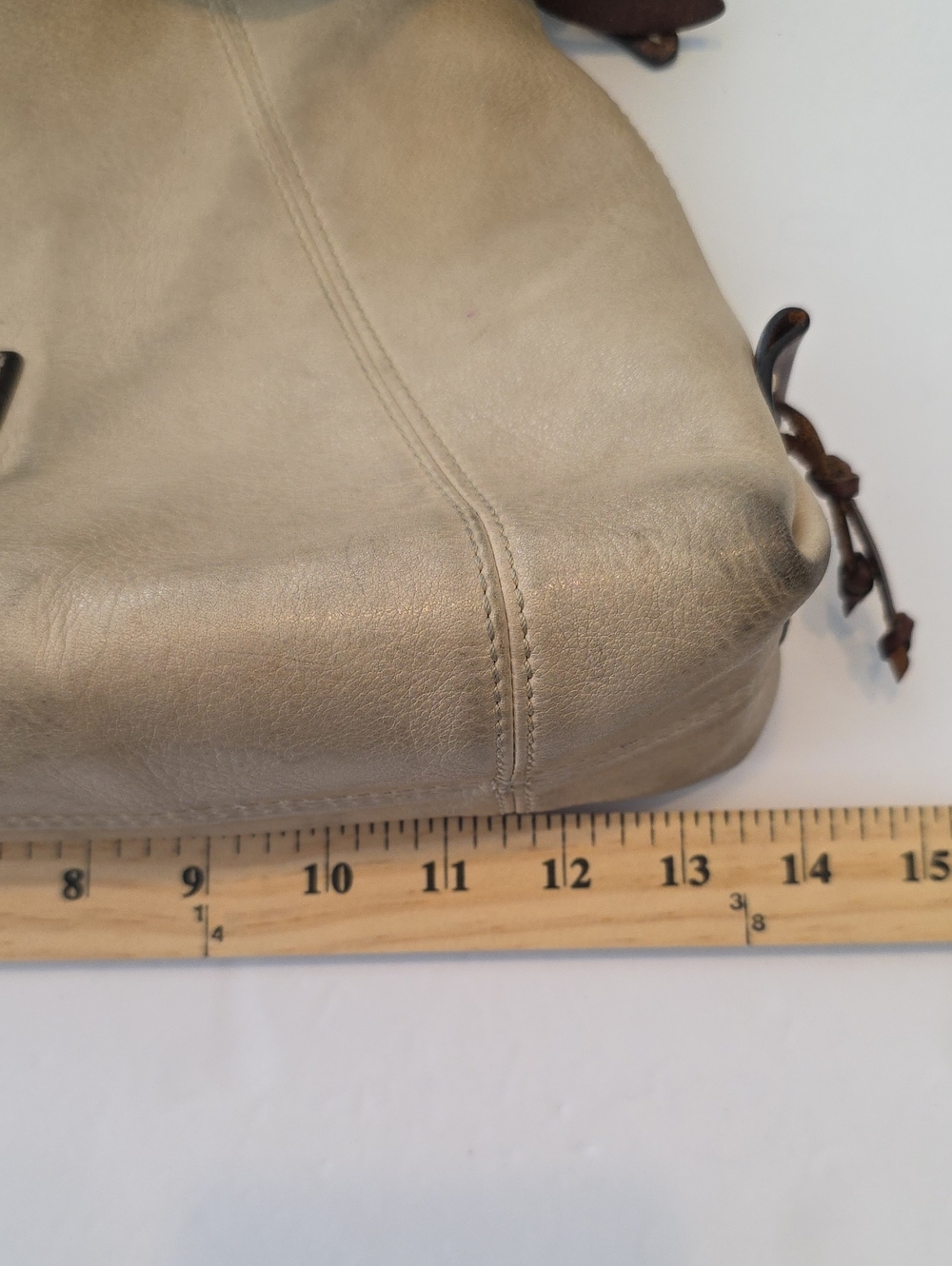 Dooney & Bourke Vintage Cream Hobo Shoulder Bag Medium Women Y2K Boho Luxury - Picture 16 of 17